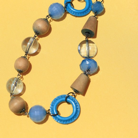 Wood Like, Blue & Brown Beaded/Coned Necklace - Picture 4 of 4